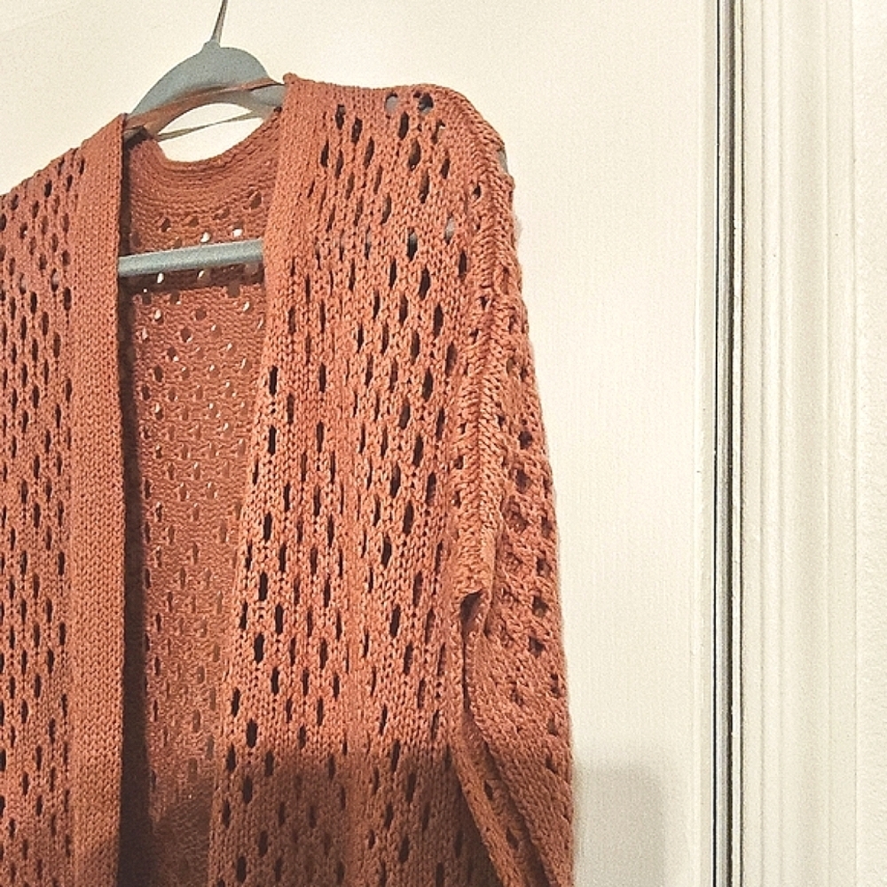 Pink Open Front Cardigan with Loose Knit and Fringe Nwot - Picture 4 of 5